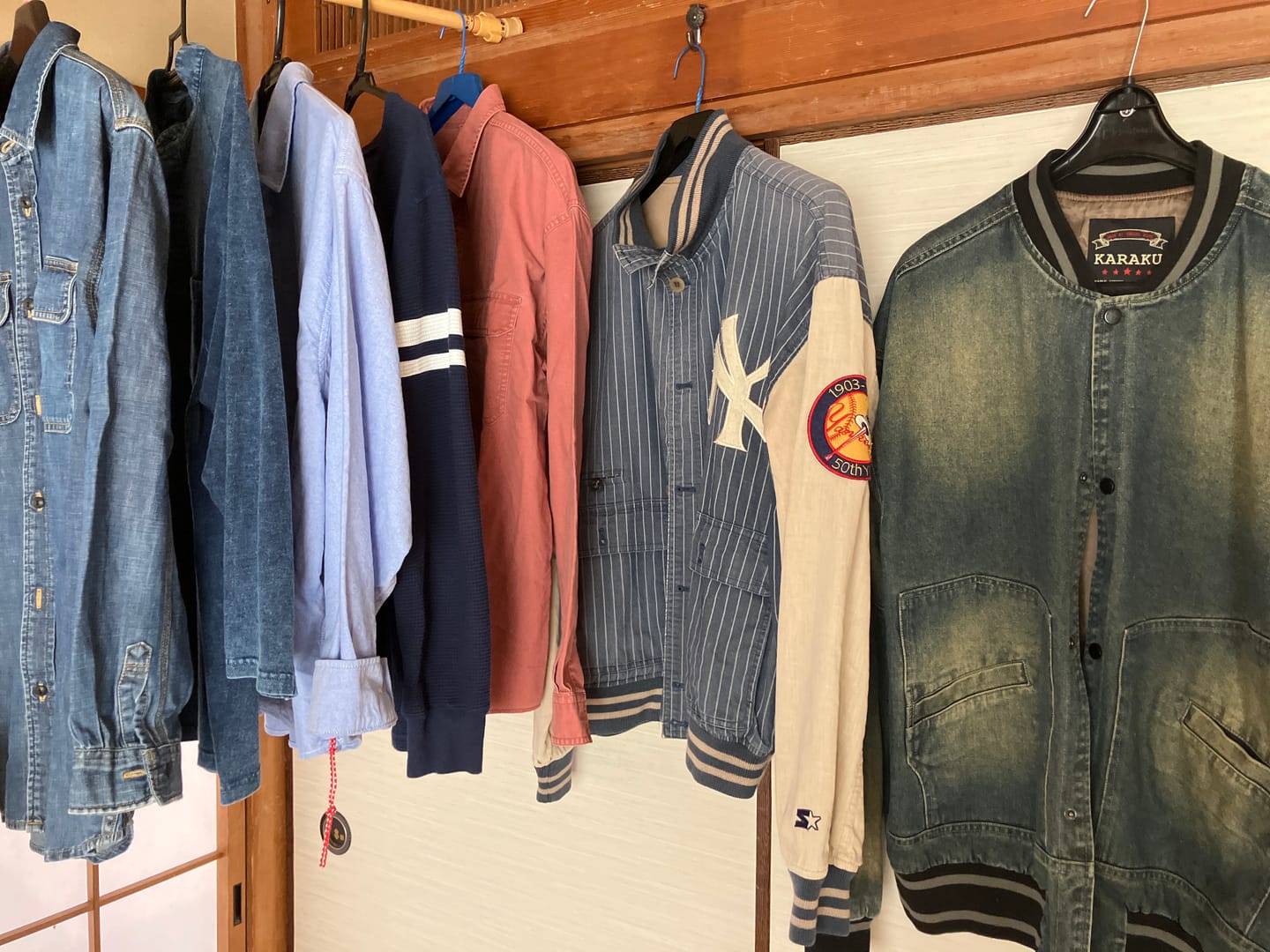 Customer photo review of Cleanfit　赤ヒモ付き　刺繍入りオックスフォード長袖シャツ