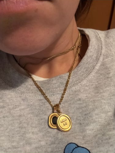 Customer photo review of Collana "Silenzio Sfuggente"