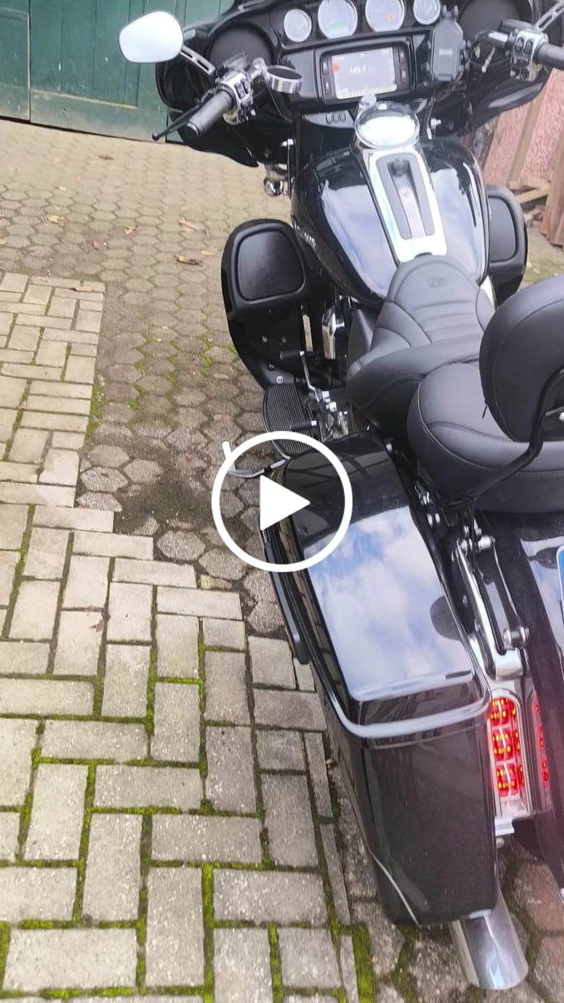 Customer video review of Ultra Deluxe Touring Sitzbank für Touring ab 09