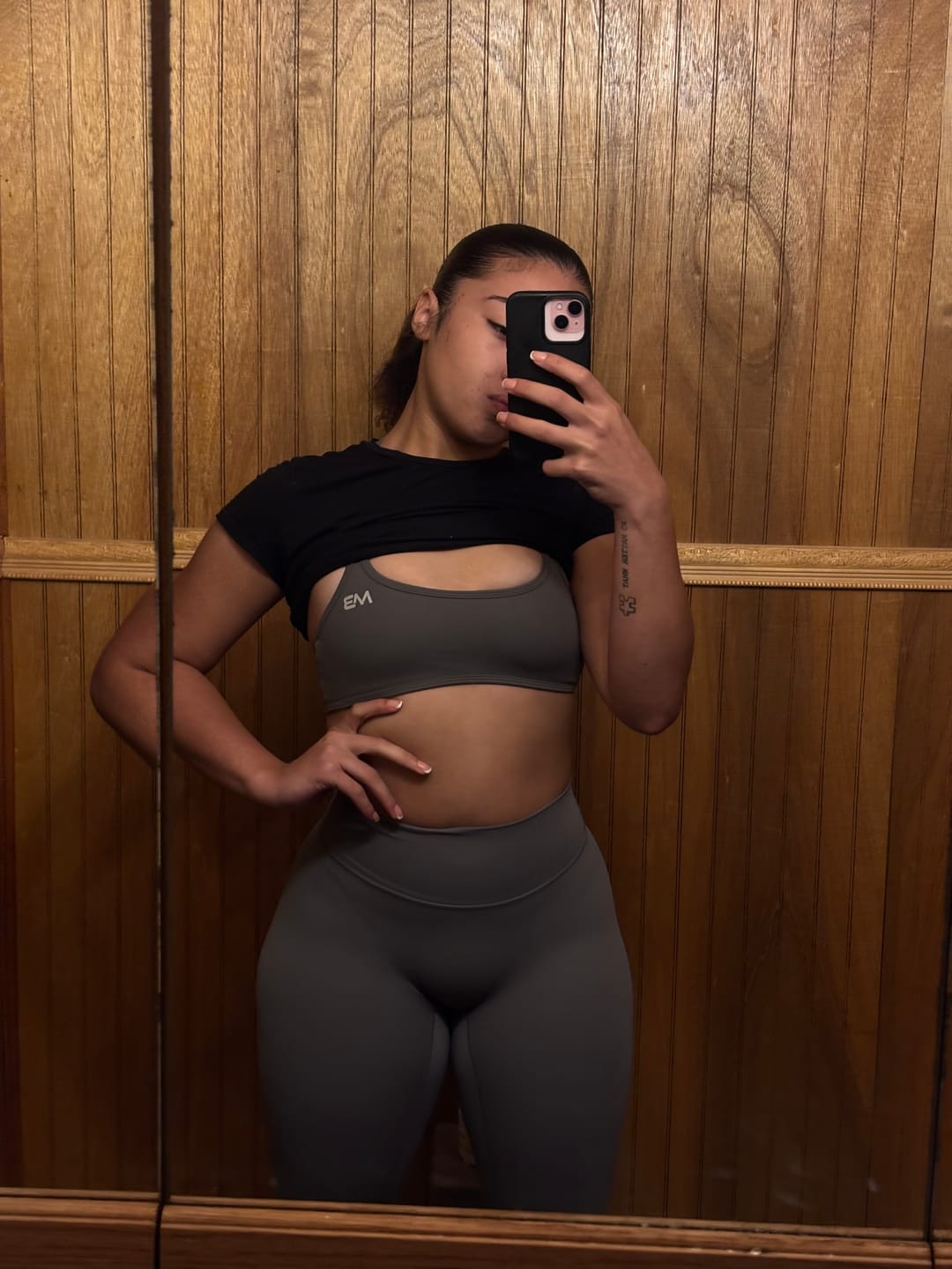 Customer photo review of Oasis Sports Top