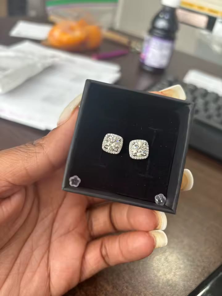 Customer photo review of 18k Gold Moissanite Diamond Cushion Cut Earrings