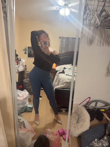 Customer photo review of Snatched Z Leggings