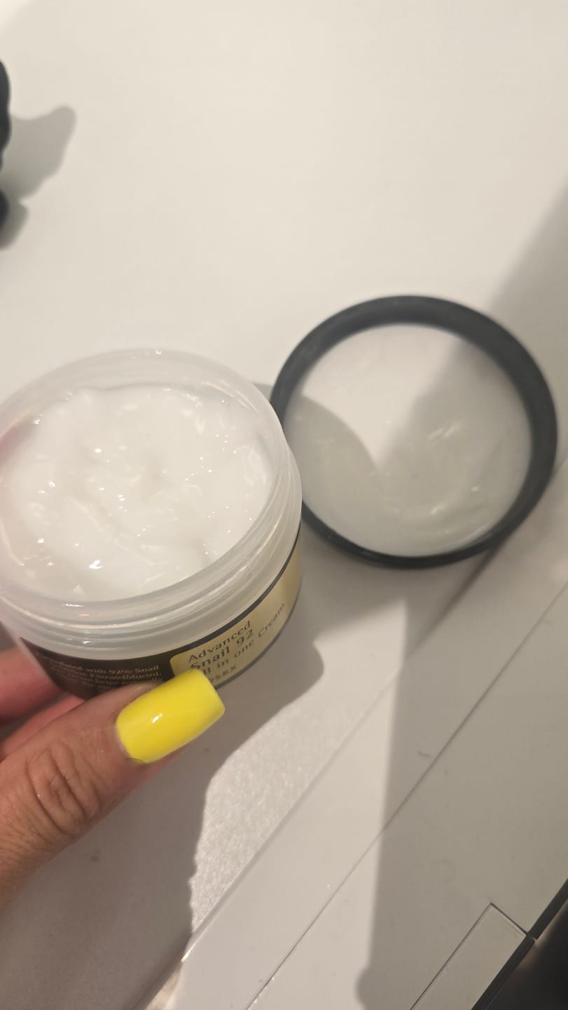 Customer photo review of Aktīvas iedarbības krēms ar gliemežu mucīnu Cosrx Advanced Snail 92 All in One Cream