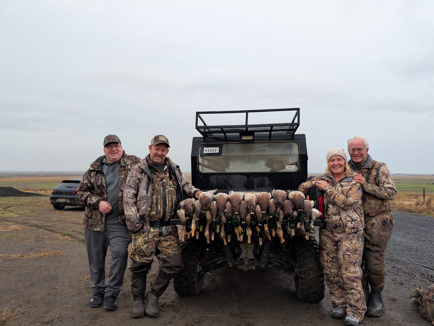 Customer photo review of Tidewe DeepWade Hunting Waders for Men - Breathable Bootfoot Waders