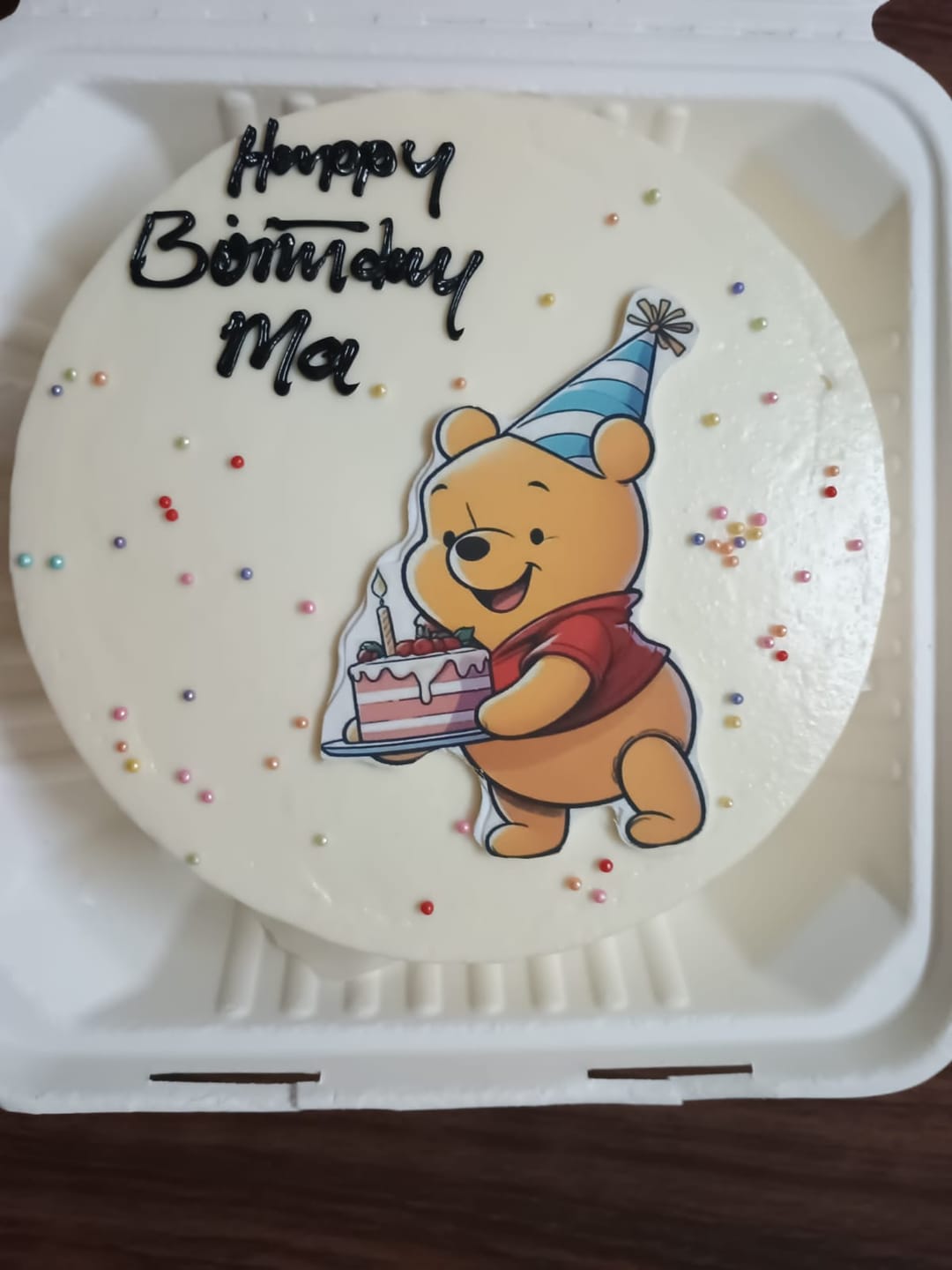 Customer photo review of Winnie the Pooh Honey Cake
