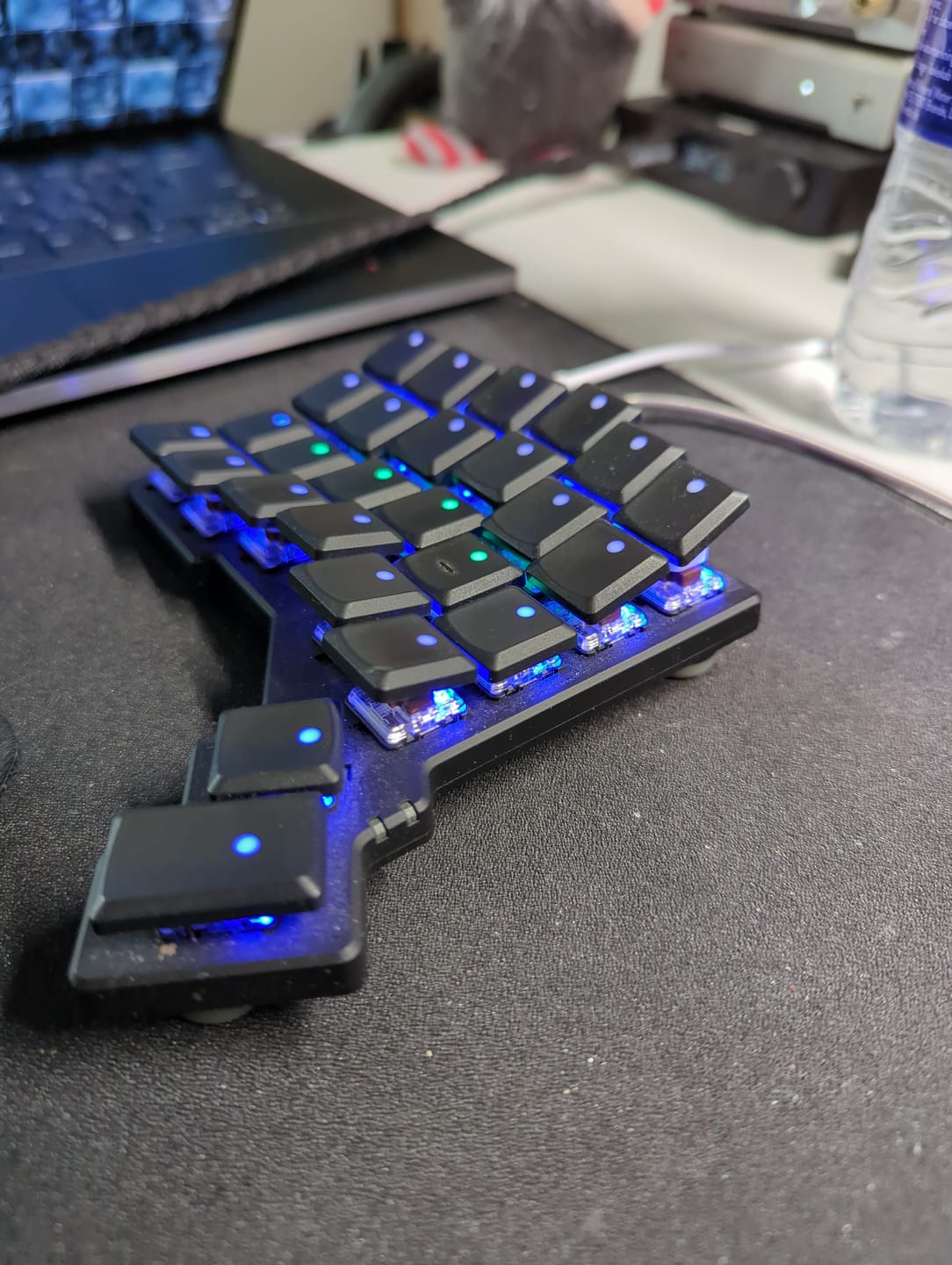 Customer photo review of Keycap Tilting Kit