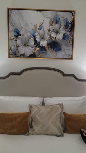 Customer photo review of ROYAL BLOOMS CANVAS