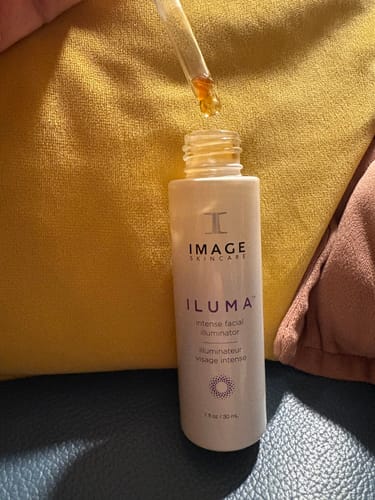 Customer photo review of ILUMA™ Intense Facial Illuminator