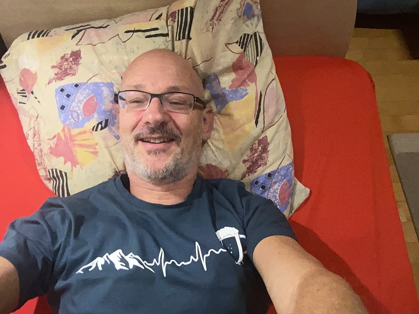 Customer photo review of Herzschlag Berge und Bier - Herren Premium Organic Shirt