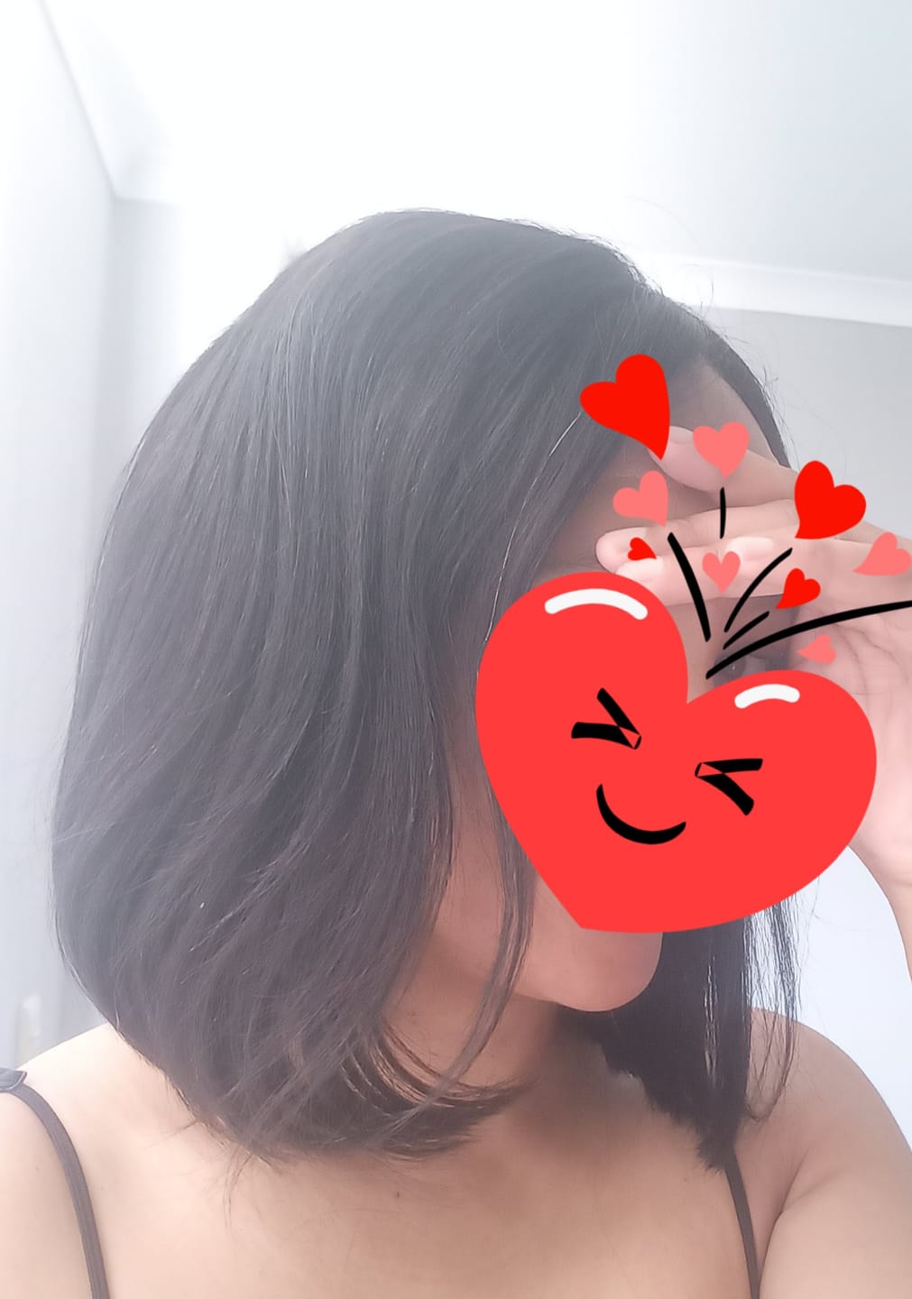 Customer photo review of Double Drawn Glue-less Pre- Bleached Bob 8 Inch - 14 Inch With 5 X 5 Closure