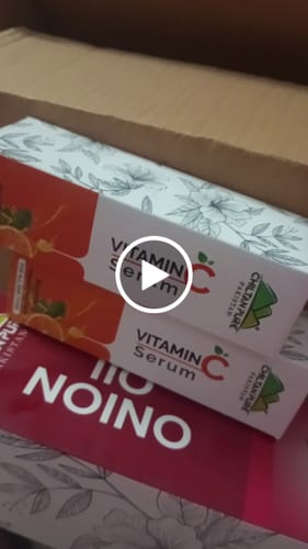 Customer video review of Vitamin C Serum 🍊 for Face (وٹامن سی سیرم) - Best for Reducing Wrinkles, lines & Dark Circles also Promotes Shiny and Healthier Skin