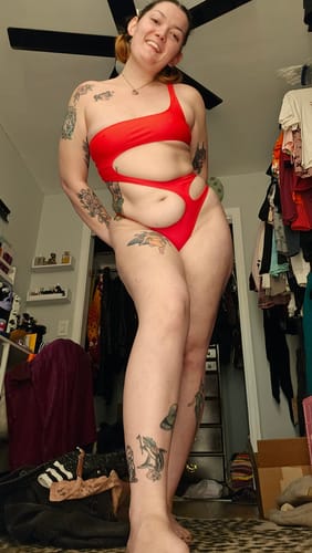 Customer photo review of 009 One Piece - Siren Red