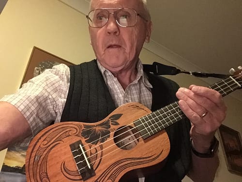 Customer photo review of Unity Mahogany Concert Ukulele - Kala - KA-UNITY-C