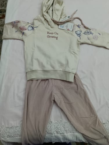 Customer photo review of بيجاما ورود على الاكمام