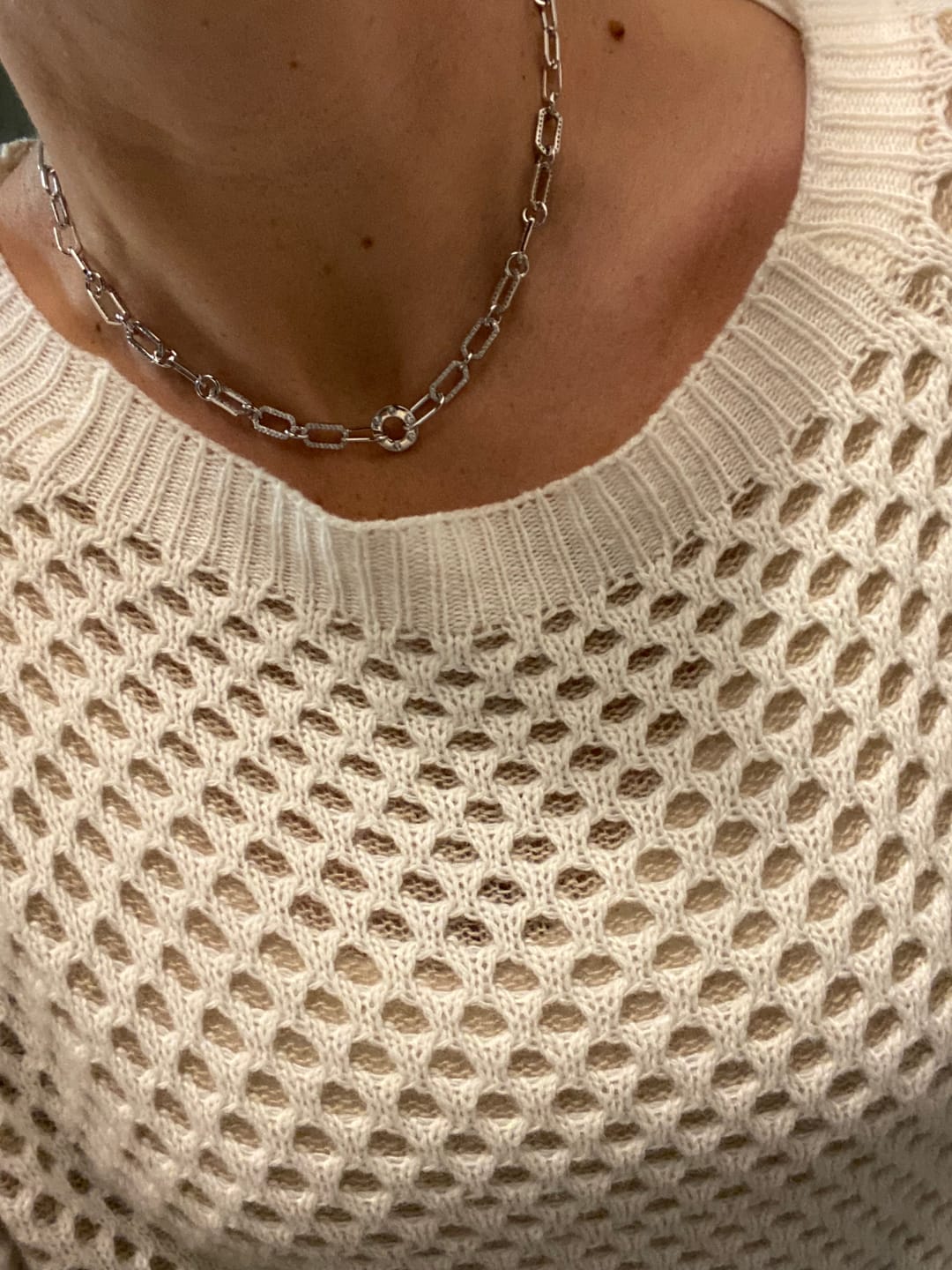 Customer photo review of Collana fine brillantinata con rolò e cerchio centrale