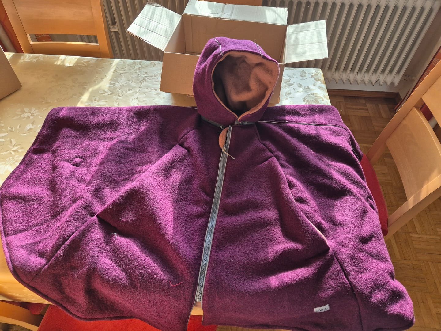 Customer photo review of XL Kindersitzponcho aus Wollwalk - in Wunschfarbe