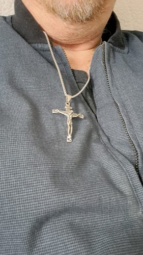 Customer photo review of FREE Today: Christ Jewelry Crucifix Pendant Charm Necklace