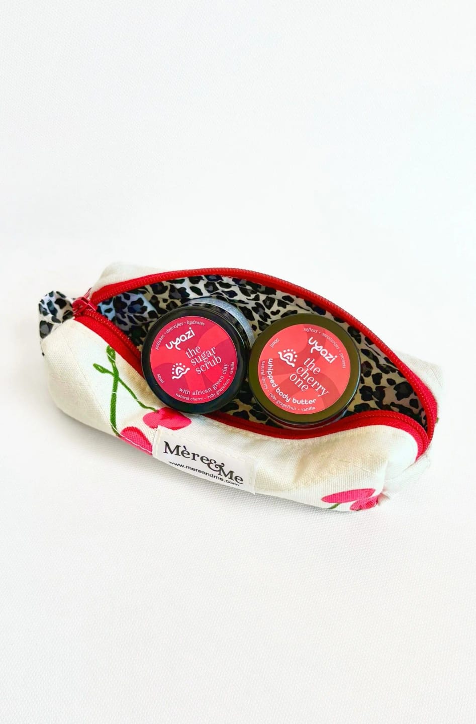 Customer photo review of 50 g Cosmetic Jar (50 mm neck) - Natural with Black Lid