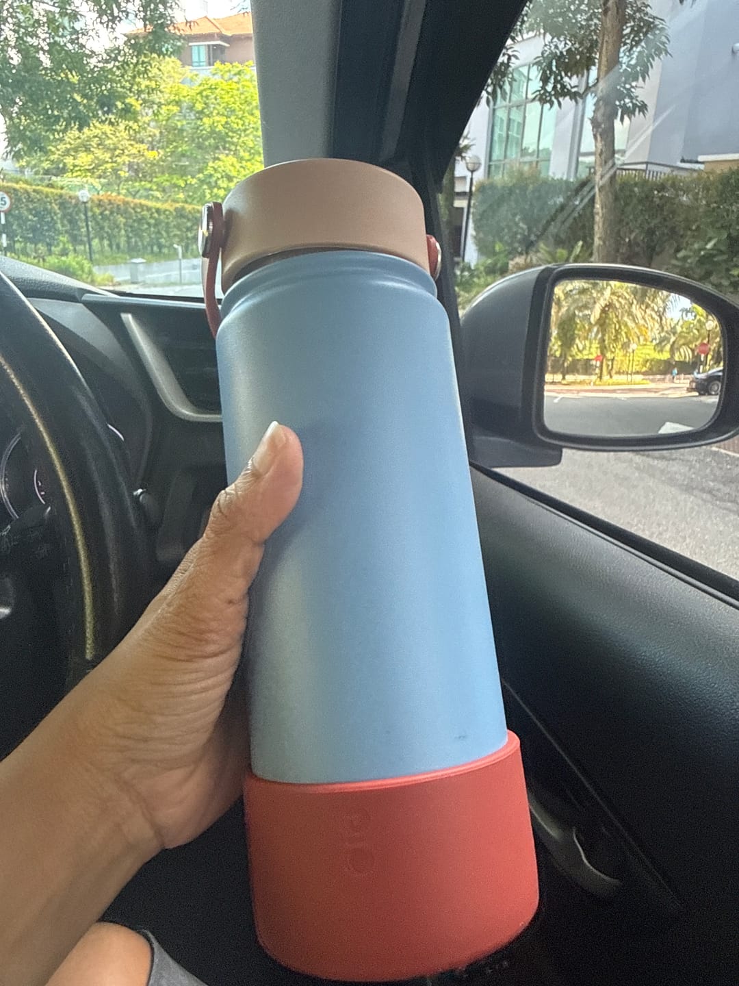 Customer photo review of Wildflower Field Ace Bottle Medium