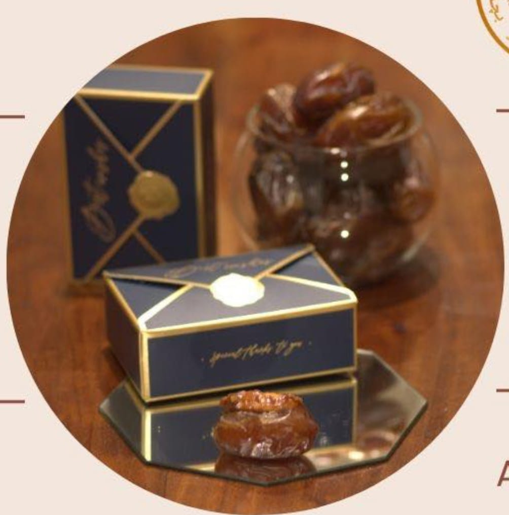 Customer photo review of Organic Pitted Medjool Dates Box