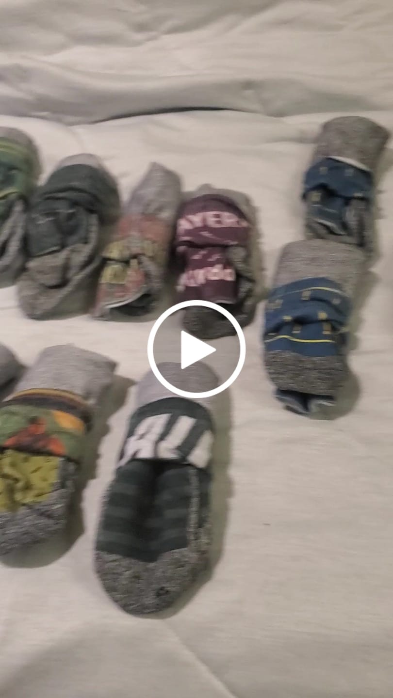 Customer video review of Think Celestial - Inspirational Crew Socks