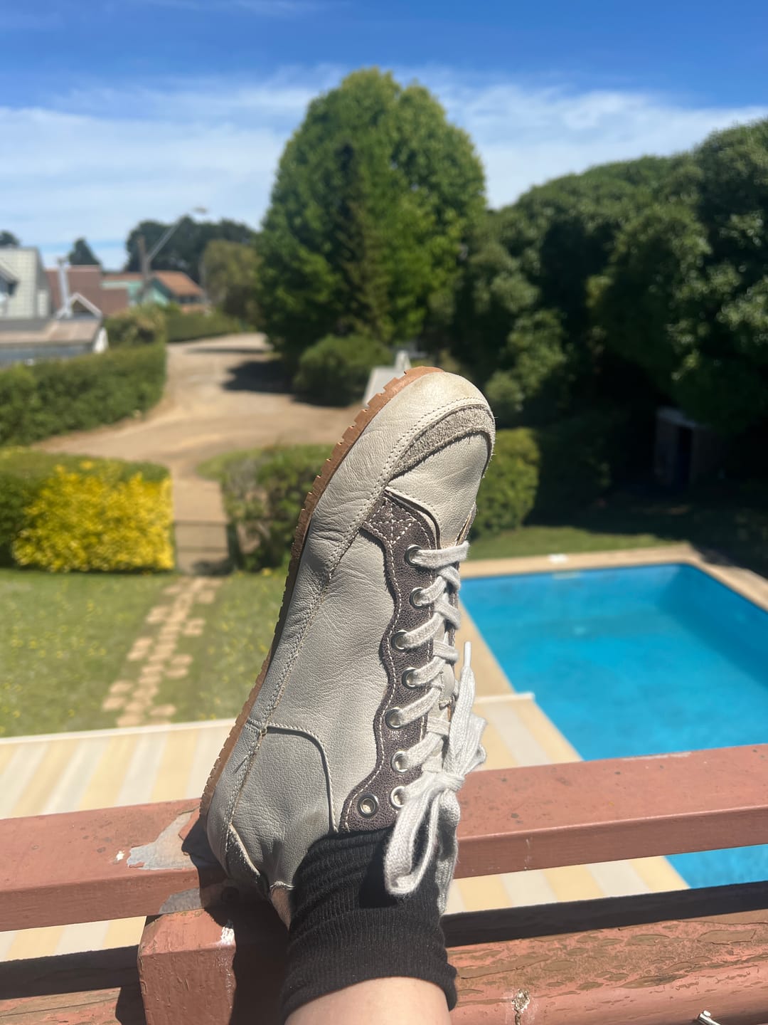 Customer photo review of Zapatilla A2. Plateada