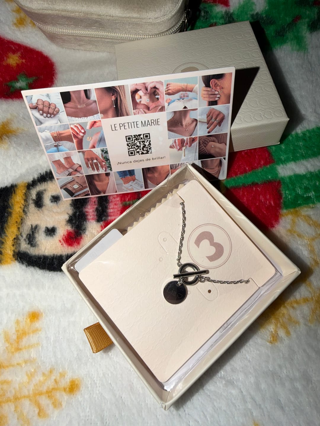 Customer photo review of Pulsera Coraje - Personalizado