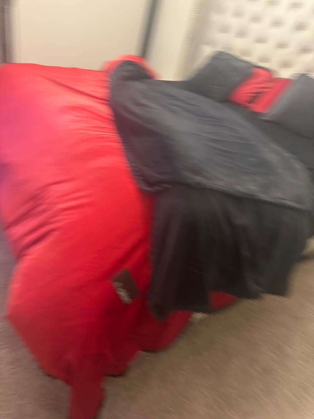 Customer photo review of Amorgos Fine Velvet Bedding Set