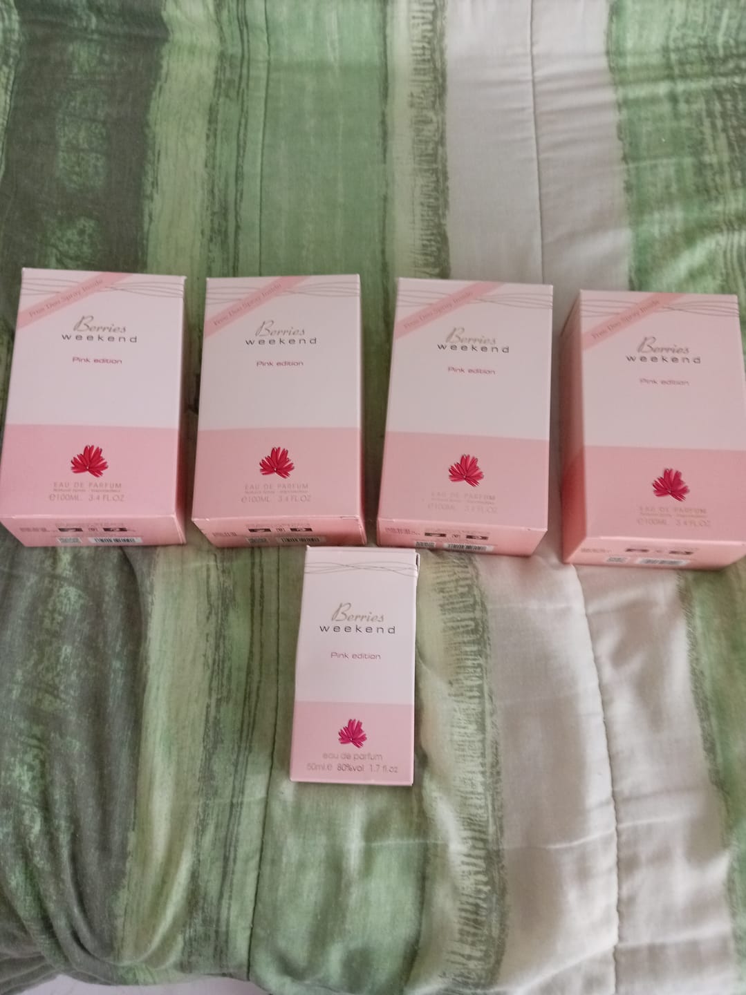 Customer photo review of Berries Weekend pink edition 100ml