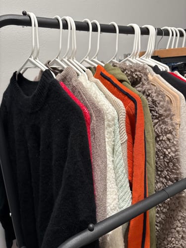 Customer photo review of Preloved Abercrombie & Fitch Women's Apparel