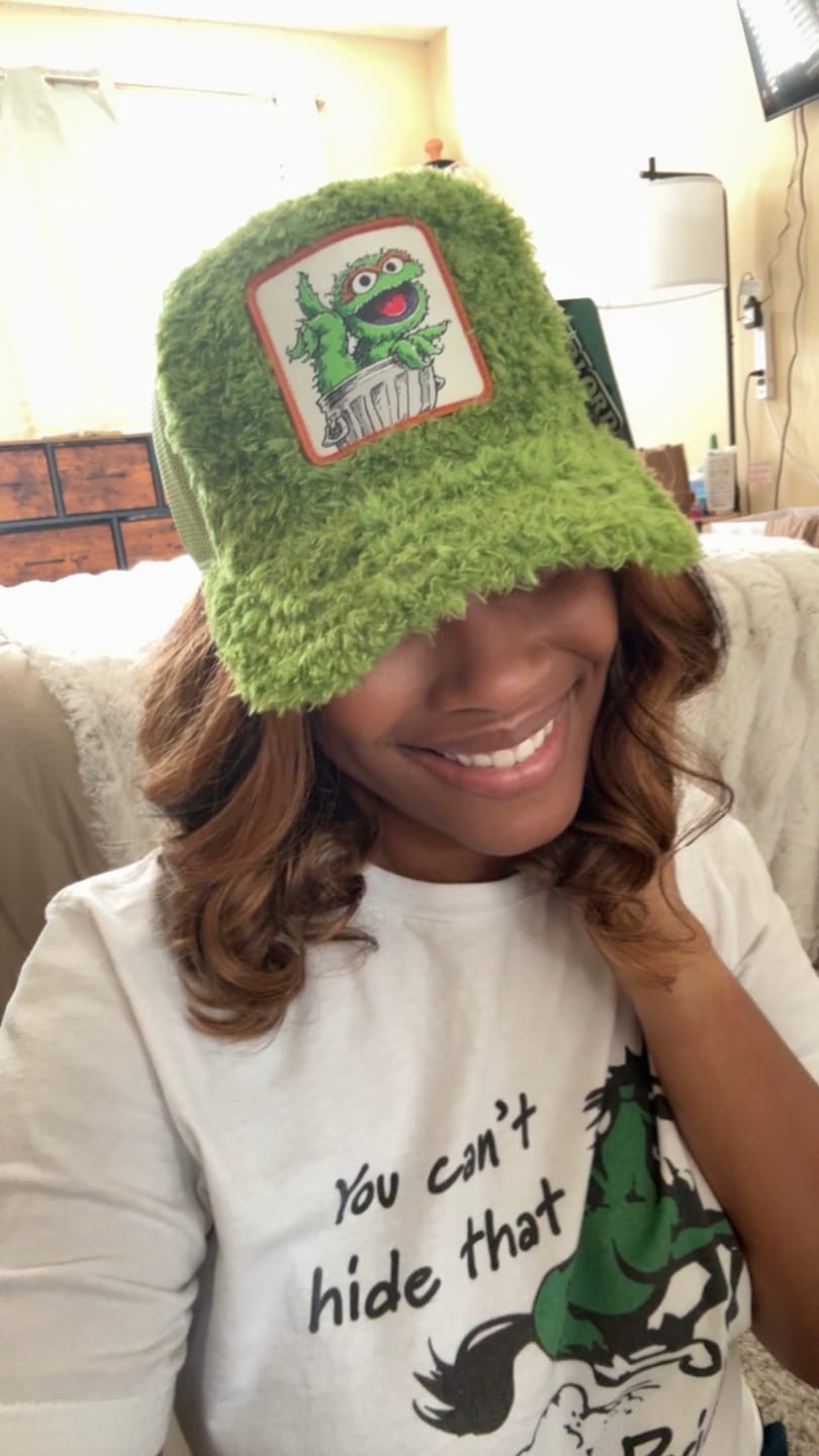 Customer photo review of OVERLORD X Sesame Street: Oscar The Grouch