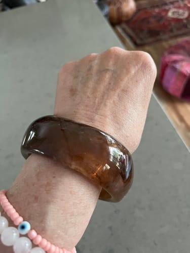 Customer photo review of CACAO SCULPT BANGLE