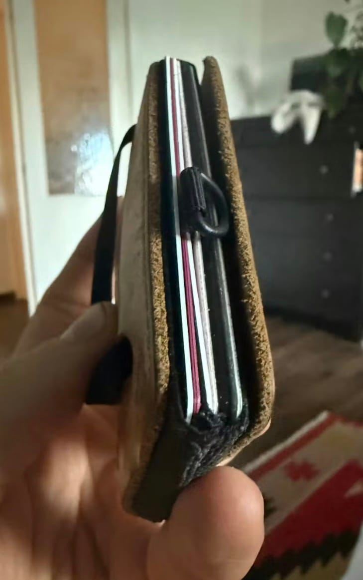 Customer photo review of Smart Tracking Card – Hitta din plånbok på sekunder