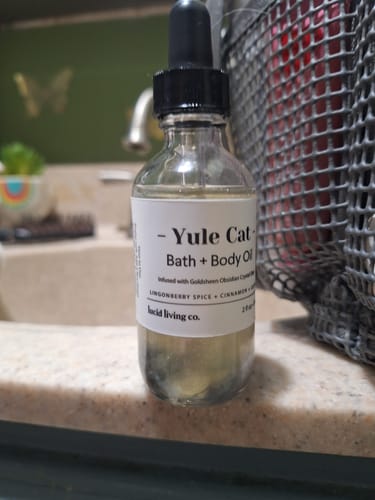 Customer photo review of Yule Cat (Jólakötturinn) Bath & Body Oil