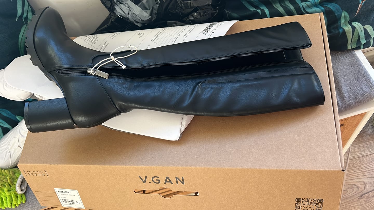 Customer photo review of Edamame Knee High Boots