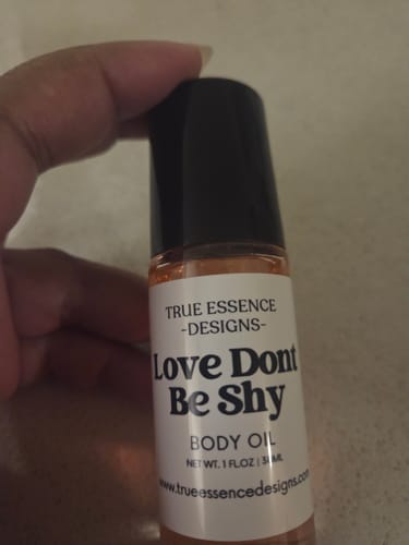 Customer photo review of KILP697 Don't Be Shy Love Body Oil Roll On - Women