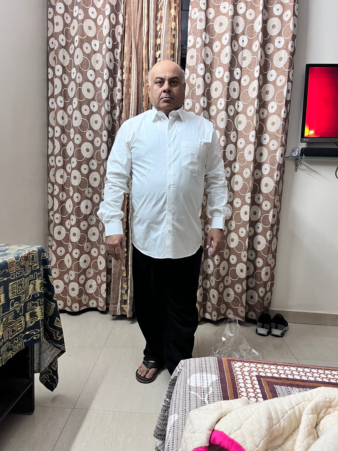 Customer photo review of Delight Cotton Solid Regular Fit White Trending Formal Shirt for Men