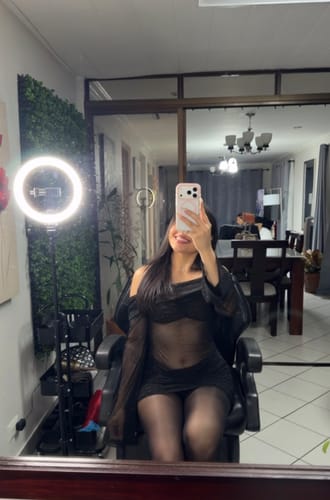 Customer photo review of MELLY BLACK DRESS