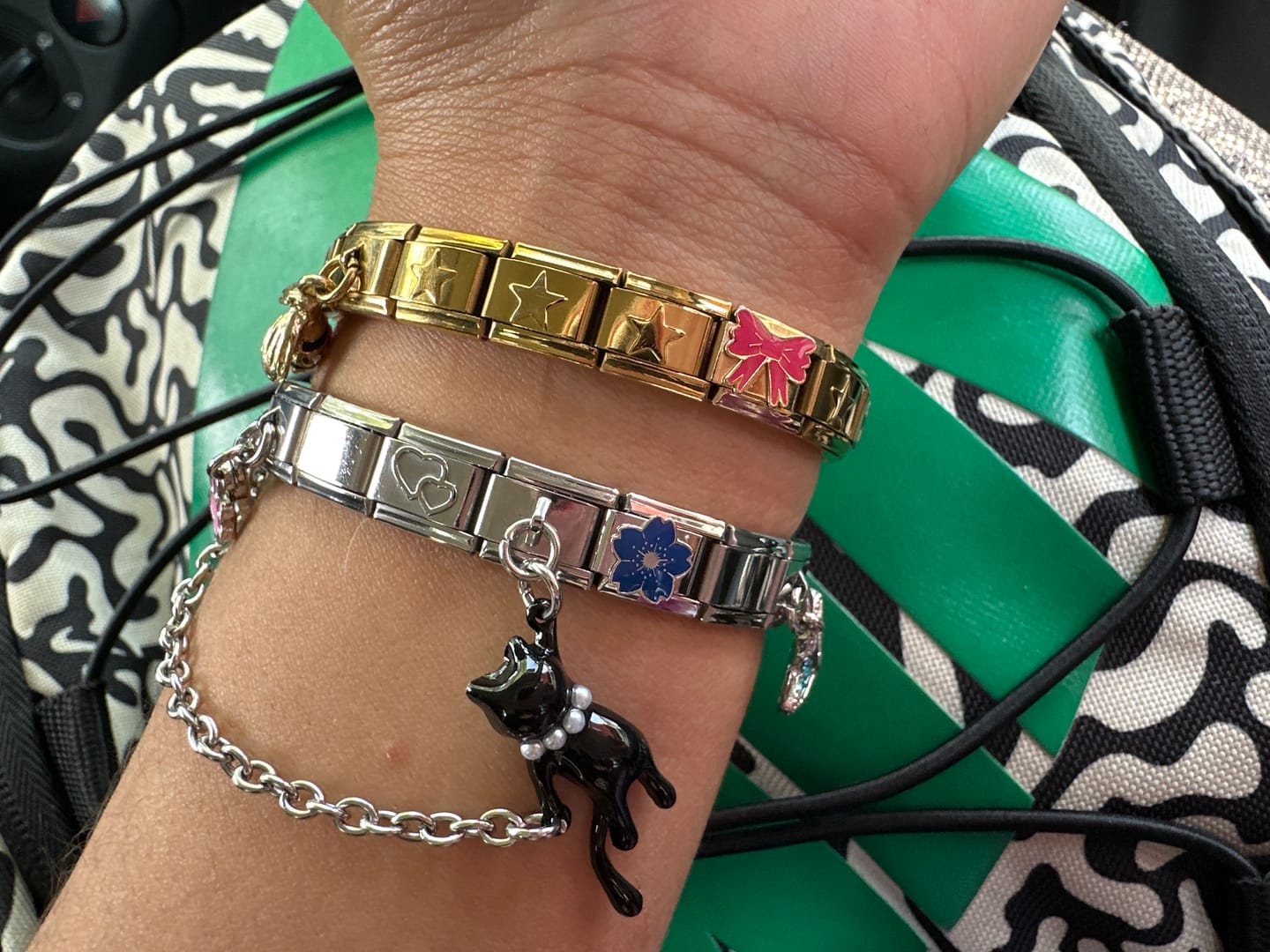 Customer photo review of Charm Colgante Gatito