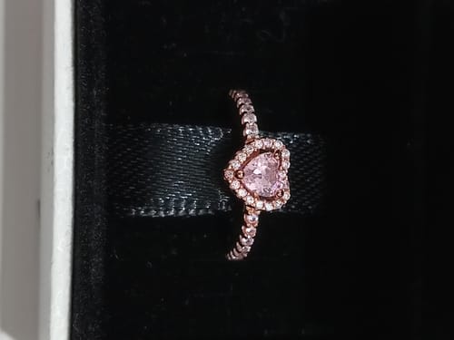 Customer photo review of ANILLO PANDORA PROMESA CORAZON BRILLANTE ELEVADO ORO ROSA + KIT DE REGALO