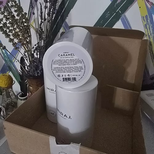Customer photo review of Miraj Caramel
