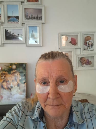 Customer photo review of Augenpads + E-Book