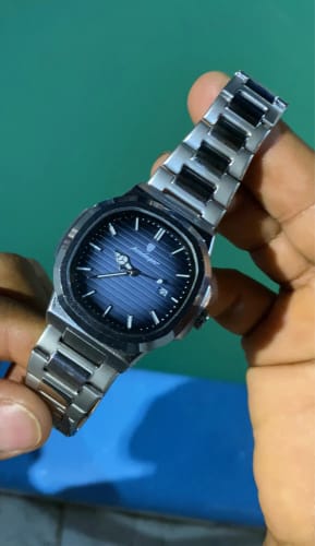 Customer photo review of ORENTHWATCH LEGACY - L'ÉLÉGANCE DU SUCCÈS | 42MM