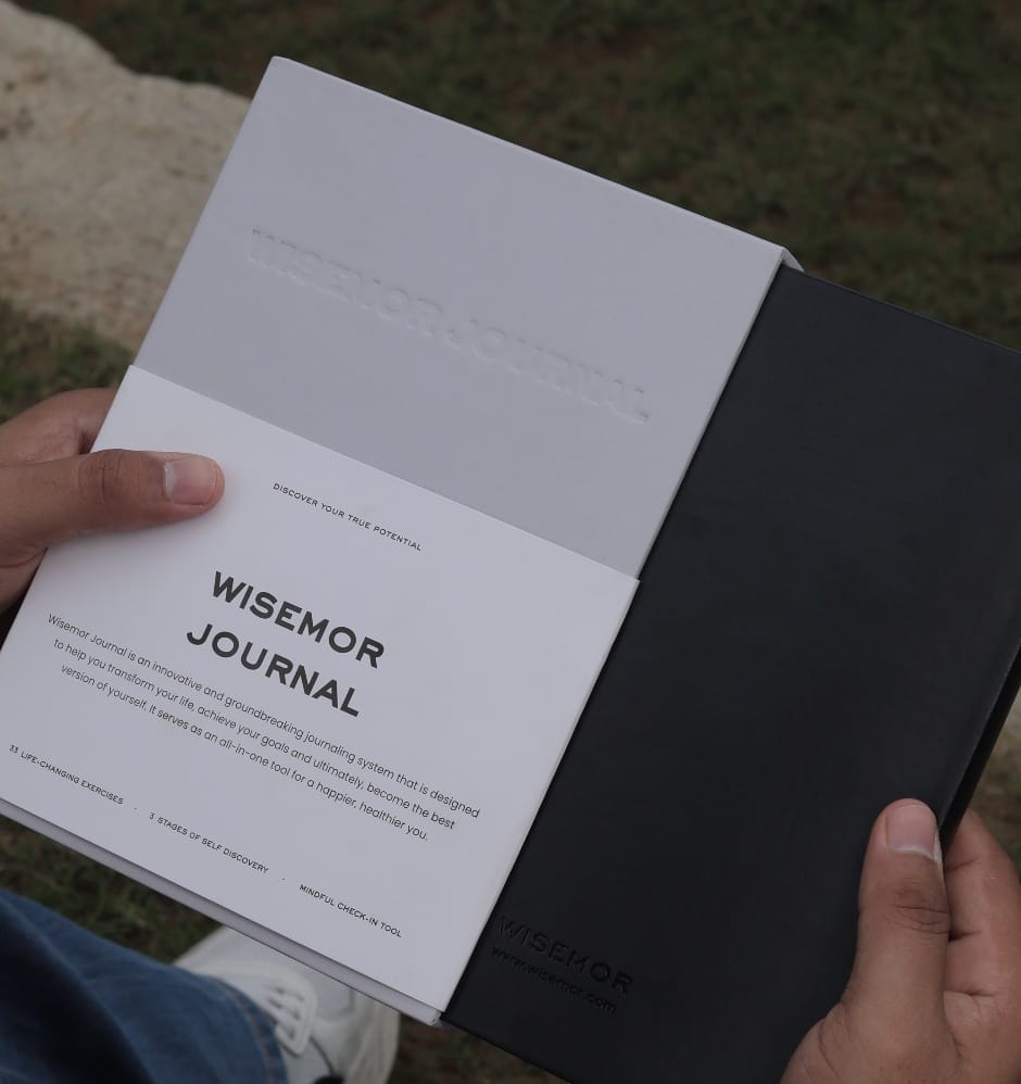 Customer photo review of Wisemor Journal