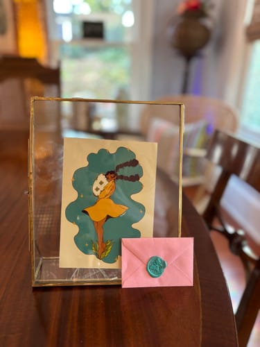 Customer photo review of Glass Picture Frame - Table Top 8x10in (recommend for 5x7in art prints)