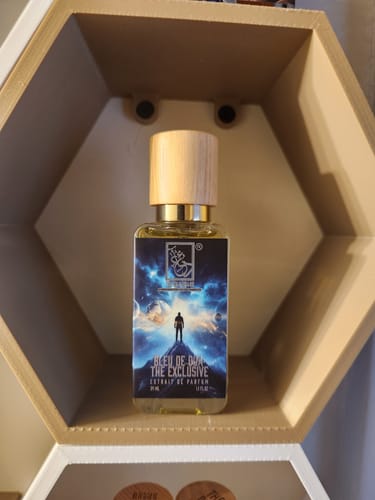 Customer photo review of Bleu De Dua: The Exclusive