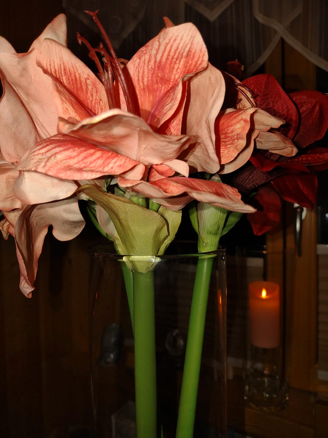 Customer photo review of 74 cm Weihnachts-Amaryllis mit Real Touch künstliche Christblume für festliche Dekoration