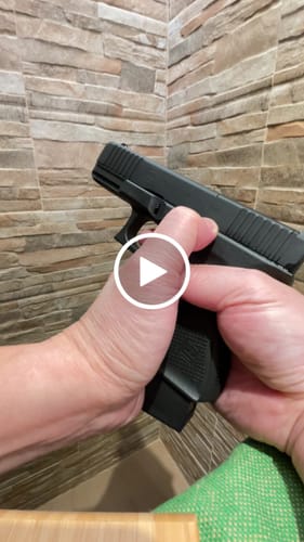 Customer video review of Umarex Glock 19 Gen 5 MOS CO2 Airsoft Pistol (CNC Steel Version) - by SRC