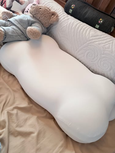 Customer photo review of Mellow CloudAlign™ Pillow