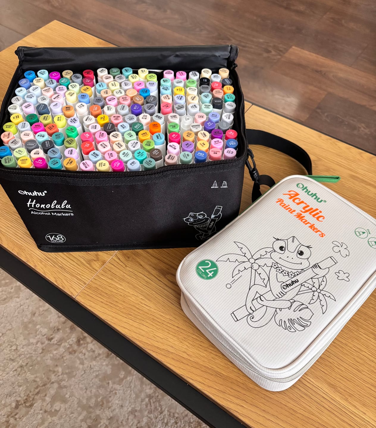 Customer photo review of Ohuhu Acrylic Markers 24 Colors 48 Pack